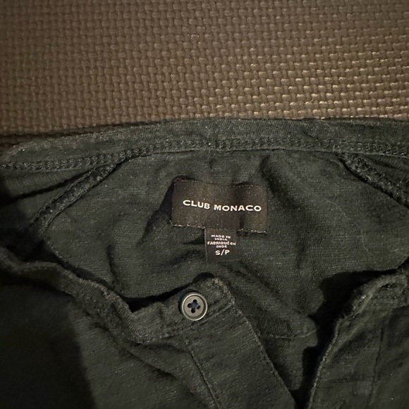 Club Monaco Henley size small green - Picture 3 of 3